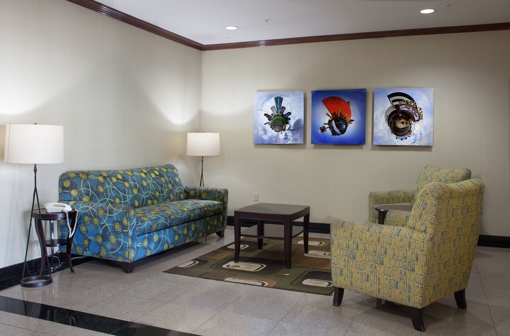 Holiday Inn Express Hotel & Suites Waller By Ihg Exterior photo